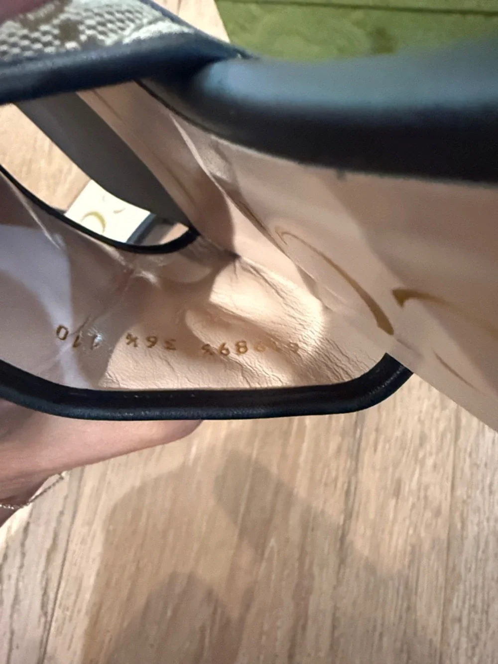 Gucci Beige GG Monogram Slide Mules with Gold Double G - Picture 5 of 5